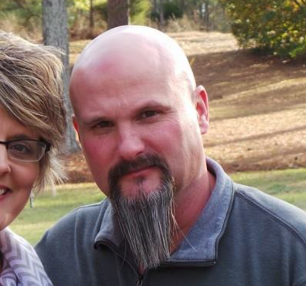 Music Minister Scott Arnold